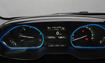 Peugeot 2008 2015, 178733 км, за 2015.21 USD - фото 8