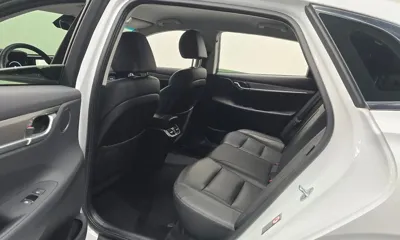 Hyundai Grandeur 2022, 87644 км, за 16345.02 USD - фото 12
