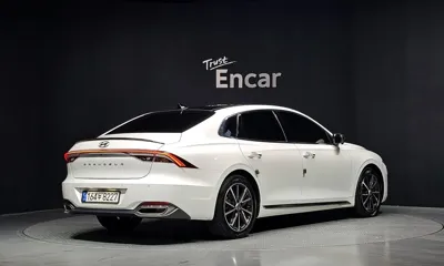 Hyundai Grandeur 2022, 58687 км, за 17395.3 USD