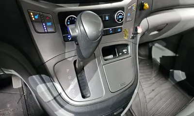 Hyundai Starex 2019, 73571 км, за 11694.72 USD - фото 9