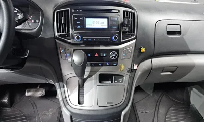 Hyundai Starex 2019, 73571 км, за 11694.72 USD - фото 13