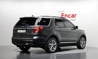 Ford Explorer 2018, 109127 км, за 9055.38 USD
