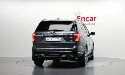 Ford Explorer 2018, 109127 км, за 9055.38 USD