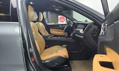 Volvo XC60 2018, 165377 км, за 14305.24 USD - фото 11