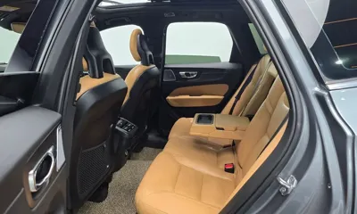 Volvo XC60 2018, 165377 км, за 14305.24 USD - фото 12