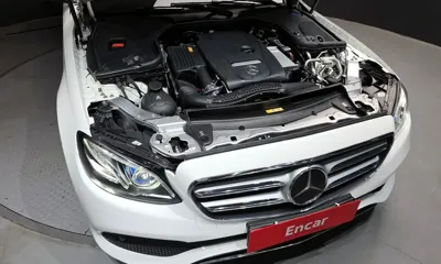 Mercedes-Benz E-Class 2020, 35748 км, за 21127.21 USD - фото 6