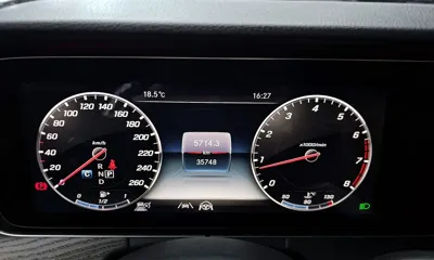 Mercedes-Benz E-Class 2020, 35748 км, за 21127.21 USD - фото 8