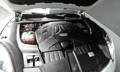 Porsche Cayenne 2019, 39758 км, за 48761.14 USD - фото 6