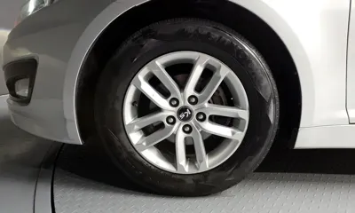 Kia K5 2011, 148112 км, за 1431.17 USD