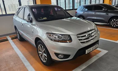Hyundai Santafe 2011, 240000 км, за 2642.38 USD