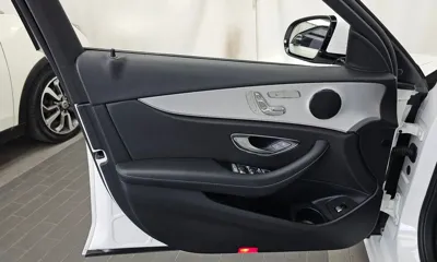 Mercedes-Benz E-Class 2021, 67592 км, за 21327.29 USD - фото 24