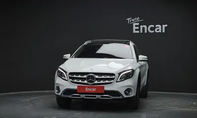 Mercedes-Benz GLA-Class 2019, 67235 км, за 12487.61 USD