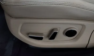 Hyundai Genesis 2016, 132653 км, за 65000.3 USD - фото 31