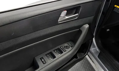 Hyundai Sonata 2016, 149700 км, за 5298.01 USD - фото 17