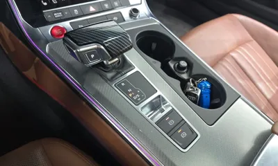 Audi A6 2020, 98123 км, за 15130.49 USD - фото 9