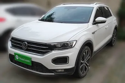 Volkswagen T-Roc · 2021 год