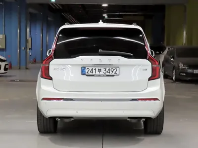 Volvo XC90 2026, 5213 км, за 64329.79 USD