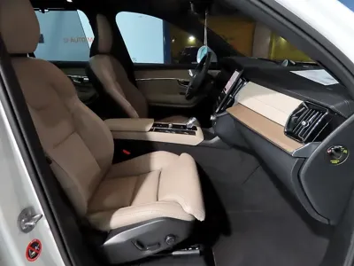Volvo XC90 2026, 5213 км, за 64329.79 USD - фото 12