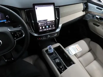 Volvo XC90 2026, 5213 км, за 64329.79 USD - фото 14