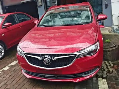 Buick Excelle 2017, 80700 км, за 3045.03 USD