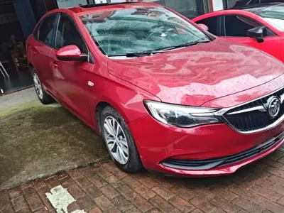 Buick Excelle 2017, 80700 км, за 3045.03 USD
