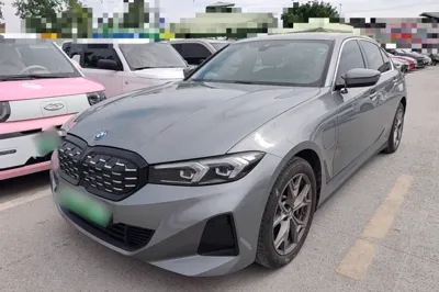 BMW i3 · 2024 год