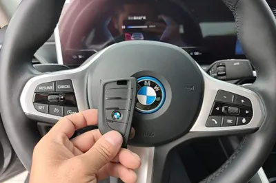 BMW i3 2024, 62100 км, за 21054 USD - фото 29