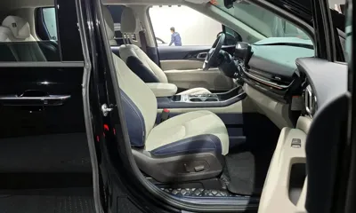Kia Canival 2025, 8431 км, за 32969.93 USD - фото 10