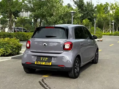 Smart Smart Forfour 2018, 20000 км, за 8651.98 USD - фото 9