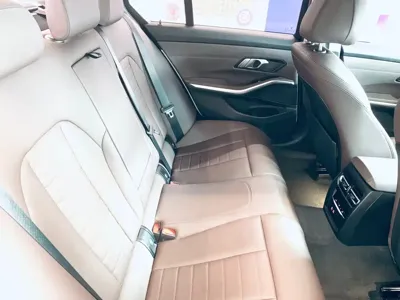 BMW 3 Series 2020, 41000 км, за 17234.91 USD - фото 8