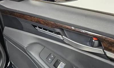 Genesis G90 2019, 8562 км, за 26632.8 USD - фото 39