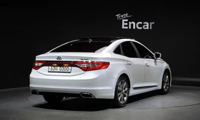 Hyundai Grandeur 2017, 143950 км, за 5714.66 USD