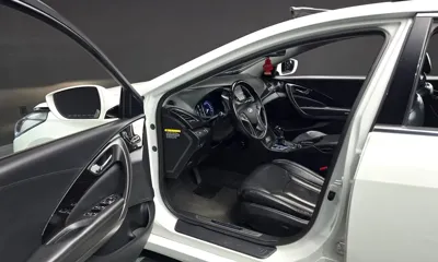Hyundai Grandeur 2017, 143950 км, за 5714.66 USD - фото 11