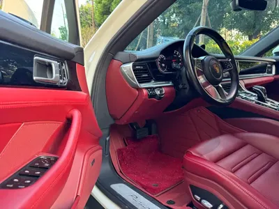 Porsche Panamera 2019, 66000 км, за 42615.08 USD