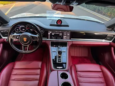 Porsche Panamera 2019, 66000 км, за 42615.08 USD - фото 7