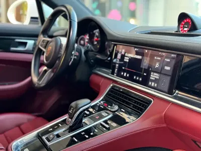 Porsche Panamera 2019, 66000 км, за 42615.08 USD - фото 9