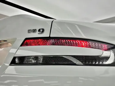 Aston Martin DB9 2013, 70000 км, за 55580.01 USD - фото 8