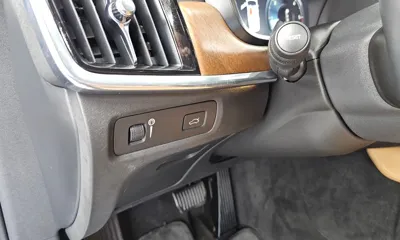 Volvo S90 2019, 81554 км, за 16539.68 USD - фото 30