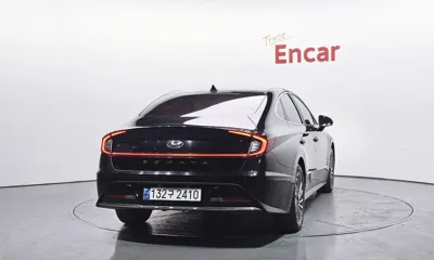 Hyundai Sonata 2023, 123796 км, за 13207.79 USD
