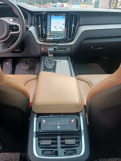 Volvo XC60 2019, 210000 км, за 14311.75 USD - фото 9