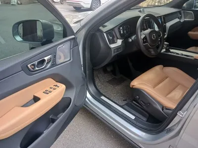 Volvo XC60 2019, 210000 км, за 14311.75 USD - фото 16