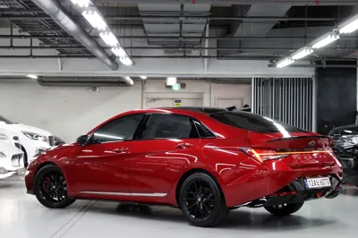 Hyundai Avante 2021, 72100 км, за 10856.14 USD