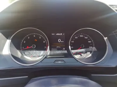 Volkswagen Tiguan L 2018, 108200 км, за 9637.84 USD