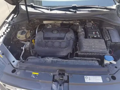 Volkswagen Tiguan L 2018, 108200 км, за 9637.84 USD - фото 11