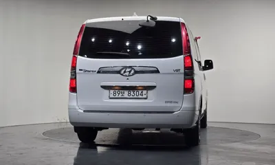 Hyundai Starex 2017, 234405 км, за 4422.27 USD