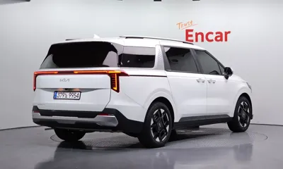 Kia Canival 2025, 52516 км, за 20737.17 USD