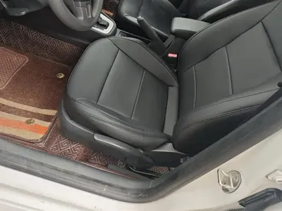 Volkswagen Lavida 2016, 114500 км, за 3384.28 USD - фото 9