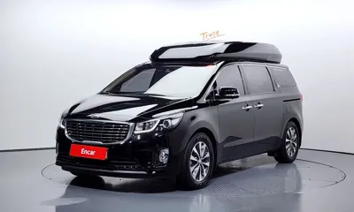 Kia Canival · 2017 год