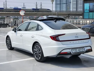 Hyundai Sonata 2020, 65682 км, за 13651.43 USD