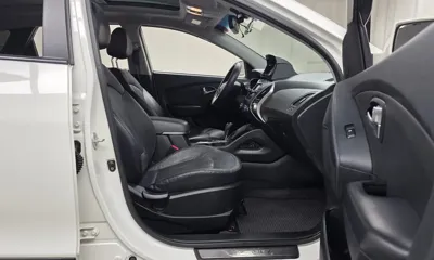 Hyundai Tucson 2012, 112266 км, за 4294.68 USD - фото 11